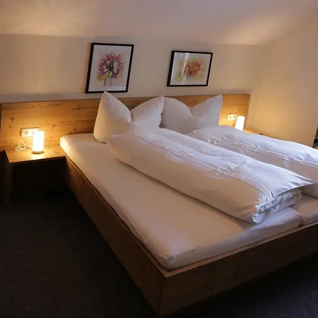 Appartement Haus Kathrein à Prutz Extérieur photo